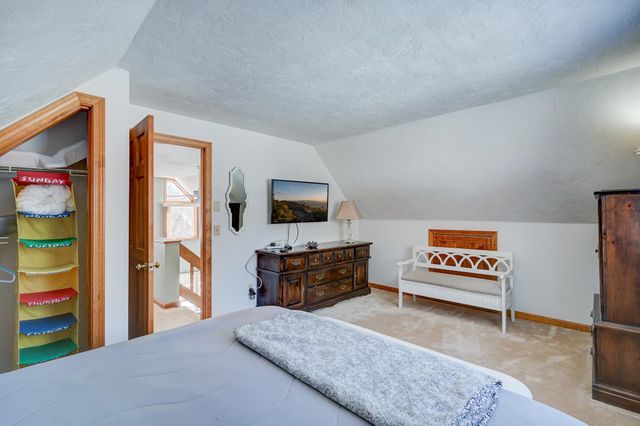 5 Holiday Ridge Road, Bartlett, NH 03812