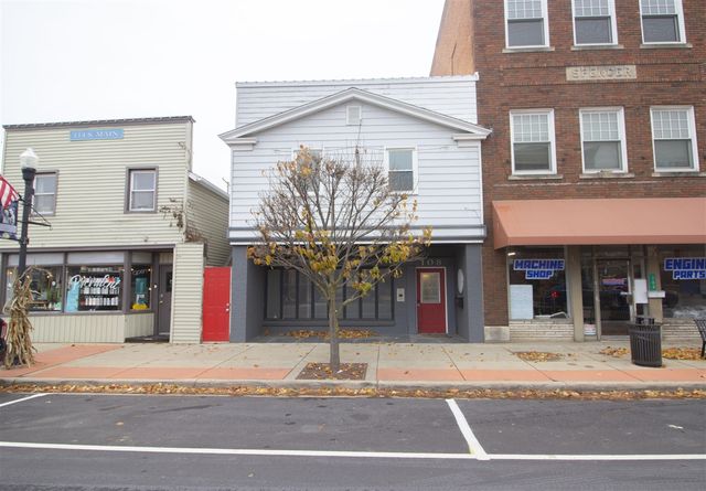 108 S Main Street, Plainwell, MI 49080