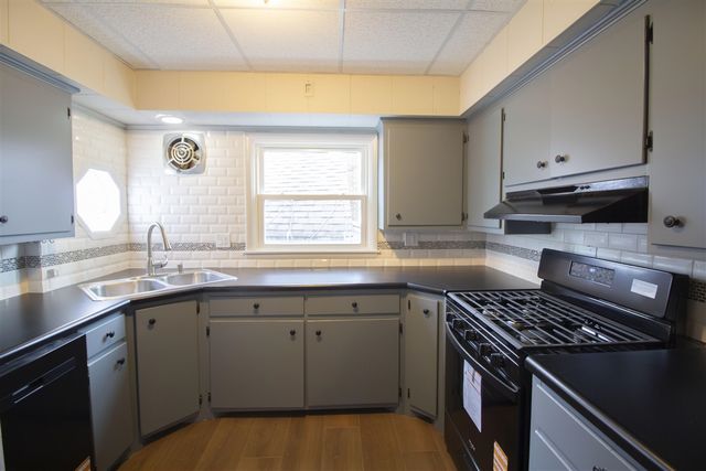 108 S Main Street, Plainwell, MI 49080