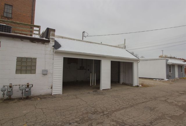 108 S Main Street, Plainwell, MI 49080