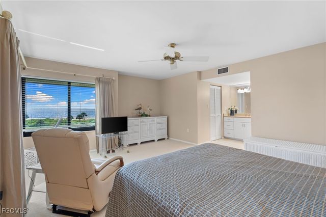 1605 Middle Gulf DR 310, Sanibel, FL 33957