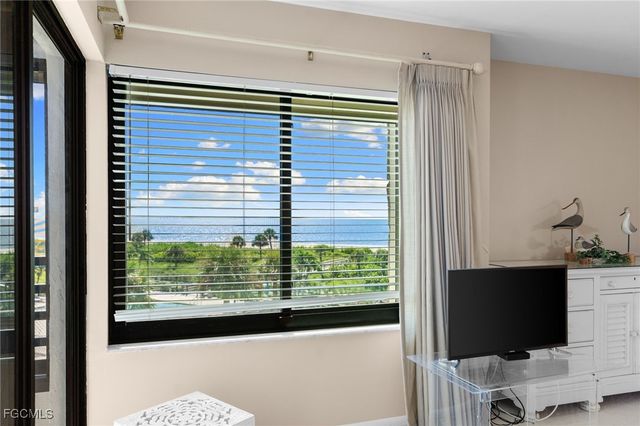 1605 Middle Gulf DR 310, Sanibel, FL 33957