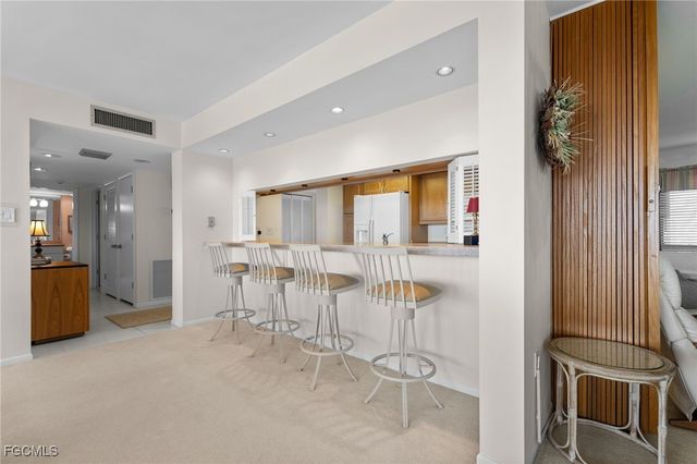 1605 Middle Gulf DR 310, Sanibel, FL 33957