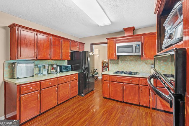 656 Cheviot Drive, Decatur, GA 30032