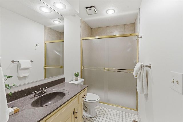 3405 W 121st Street, Leawood, KS 66209