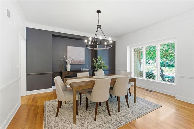 3405 W 121st Street, Leawood, KS 66209