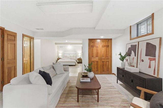 3405 W 121st Street, Leawood, KS 66209