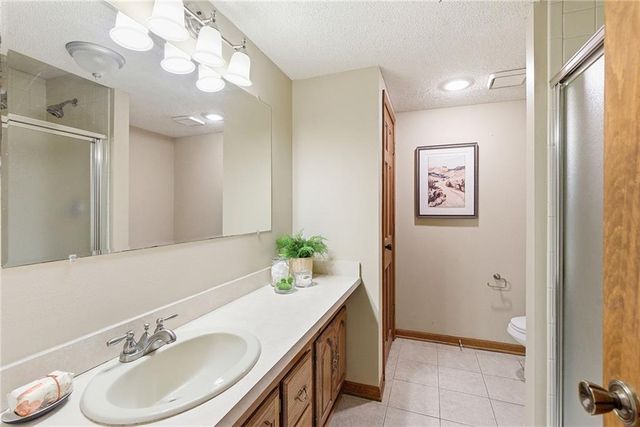 3405 W 121st Street, Leawood, KS 66209