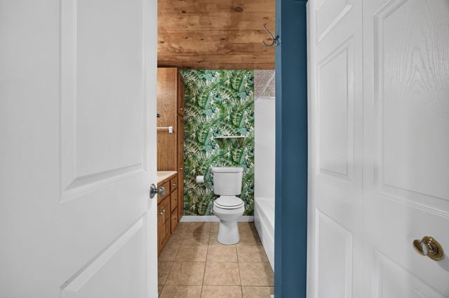 15 Foundry St C4, Easton, MA 02375