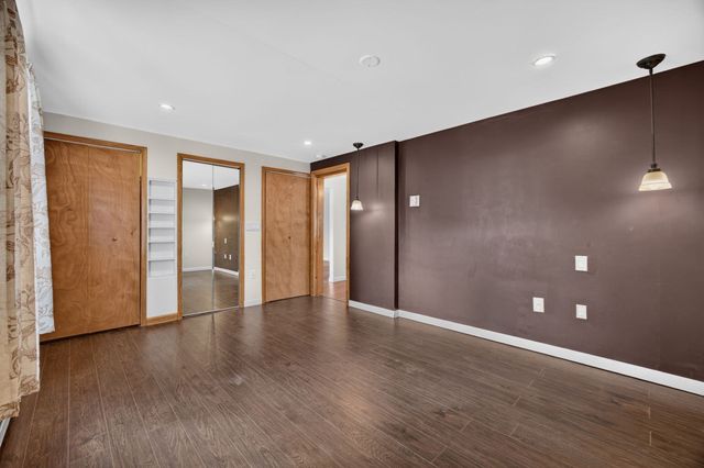 15 Foundry St C4, Easton, MA 02375
