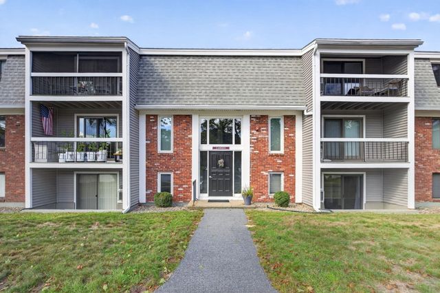15 Foundry St C4, Easton, MA 02375