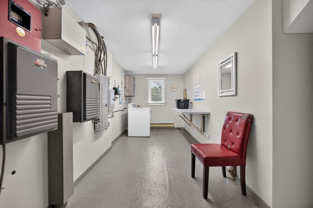 15 Foundry St C4, Easton, MA 02375