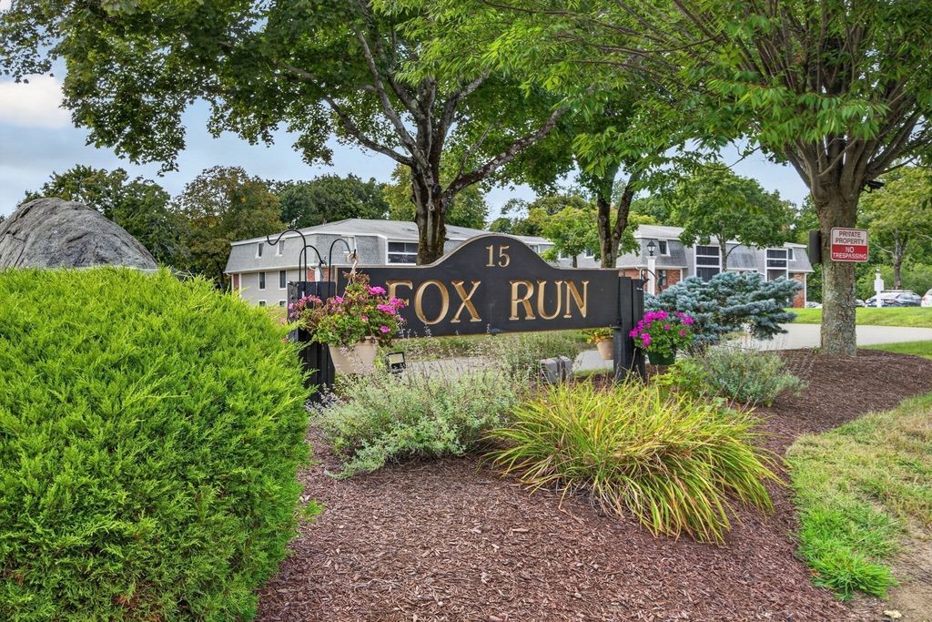 15 Foundry St C4, Easton, MA 02375