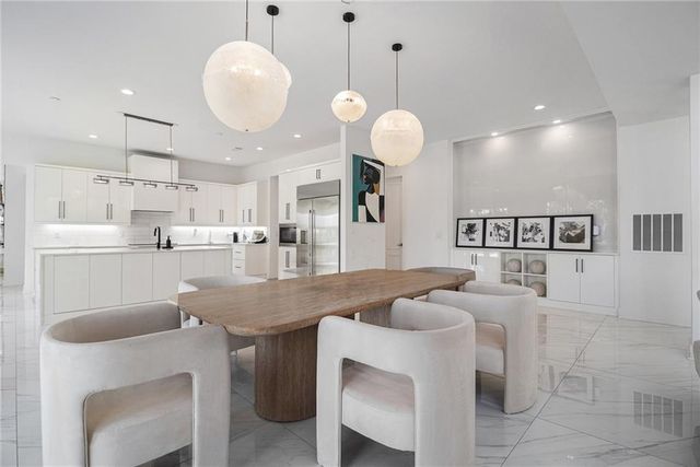 2730 Emerald Drive, Jonesboro, GA 30236