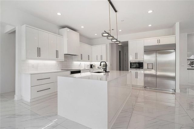 2730 Emerald Drive, Jonesboro, GA 30236