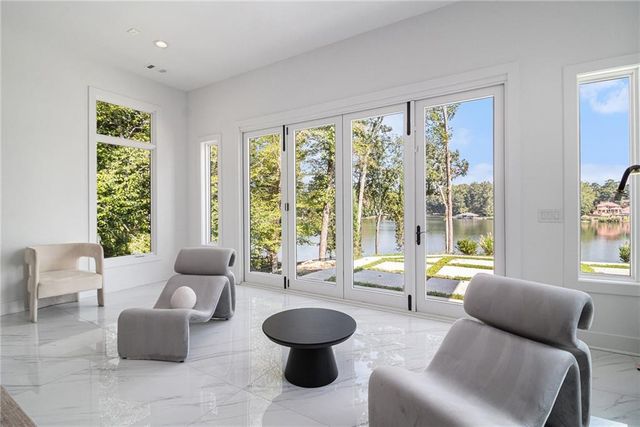 2730 Emerald Drive, Jonesboro, GA 30236