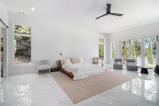 2730 Emerald Drive, Jonesboro, GA 30236