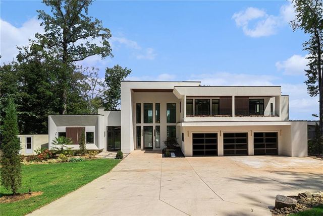 2730 Emerald Drive, Jonesboro, GA 30236