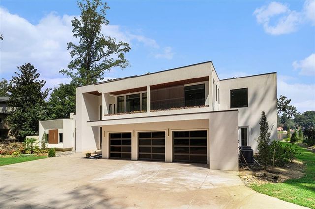 2730 Emerald Drive, Jonesboro, GA 30236