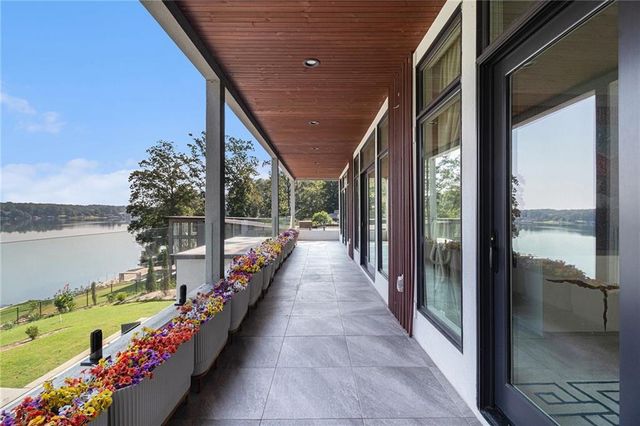 2730 Emerald Drive, Jonesboro, GA 30236