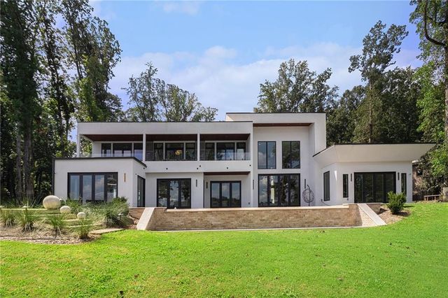 2730 Emerald Drive, Jonesboro, GA 30236