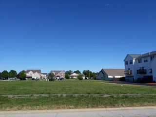 1447 Fox Hound Trail, Beecher, IL 60401