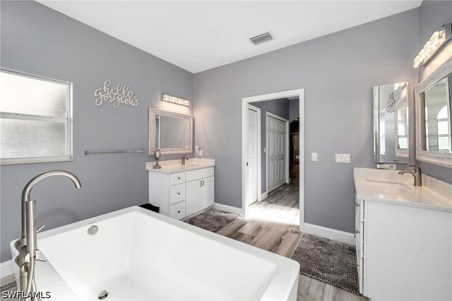 10711 Strike LN, Bonita Springs, FL 34135