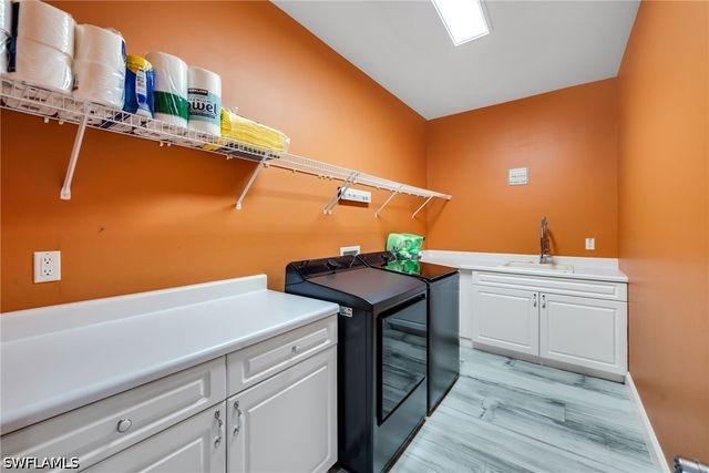 10711 Strike LN, Bonita Springs, FL 34135