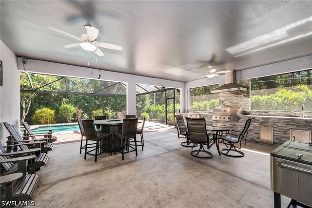 10711 Strike LN, Bonita Springs, FL 34135
