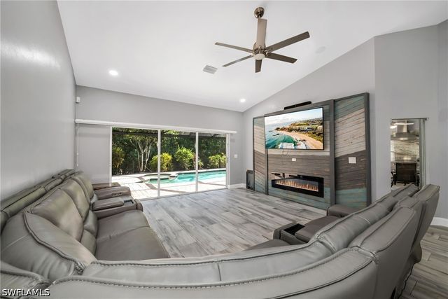 10711 Strike LN, Bonita Springs, FL 34135