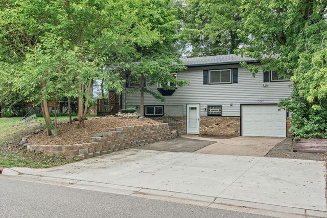 12840 Taylor Street NE, Blaine, MN 55434