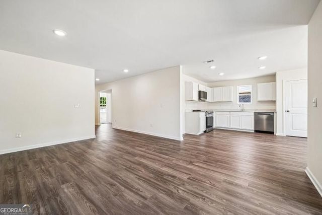 77 Rainbow Lane, Hartwell, GA 30643