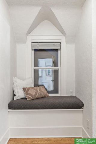 4250 William Street, Omaha, NE 68105