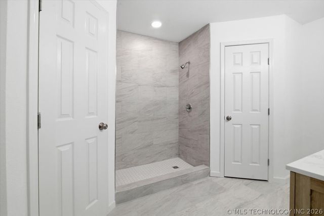 1501 W Elm Street, Skiatook, OK 74070