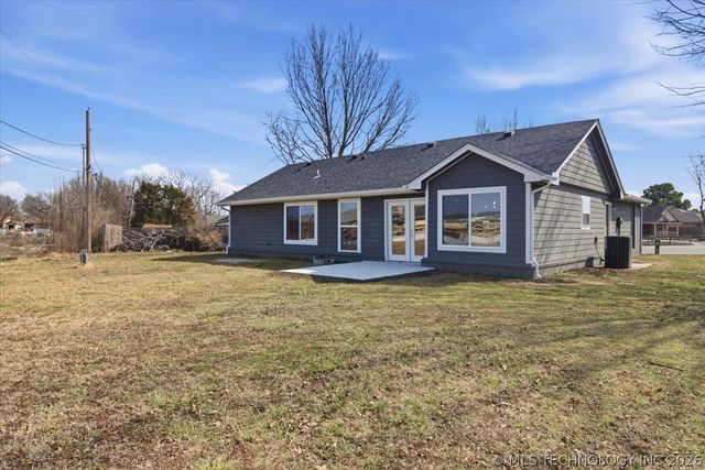 1501 W Elm Street, Skiatook, OK 74070