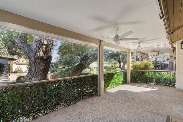 38501 Oaktree Loop, Murrieta, CA 92562