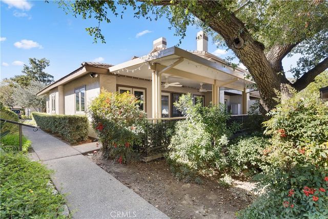 38501 Oaktree Loop, Murrieta, CA 92562