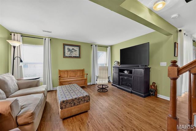 111 Fort Dodge Drive, Wright City, MO 63390