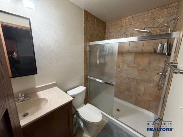 301 S 5TH ST, Hot Springs, SD 57747