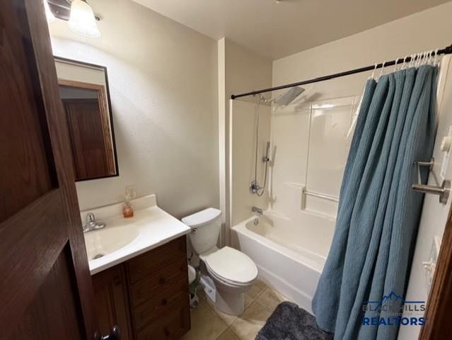 301 S 5TH ST, Hot Springs, SD 57747