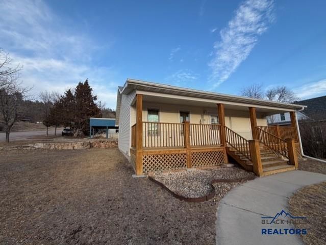 301 S 5TH ST, Hot Springs, SD 57747