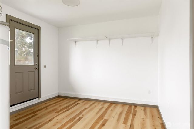 1768 SE 2nd Court, Oak Harbor, WA 98277