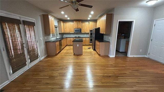 1880 Willshire Glen Drive, Alpharetta, GA 30009