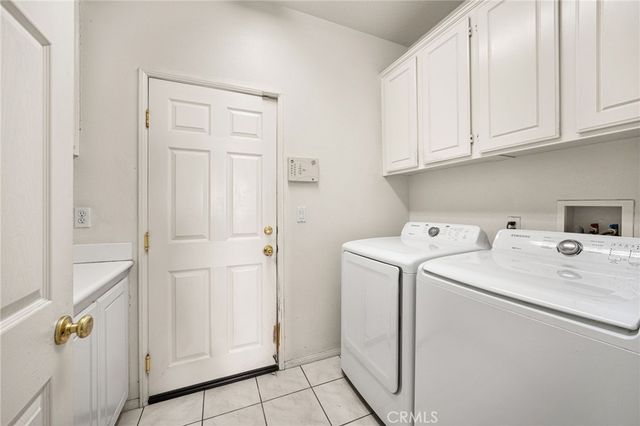 1591 Valley Falls, Redlands, CA 92374