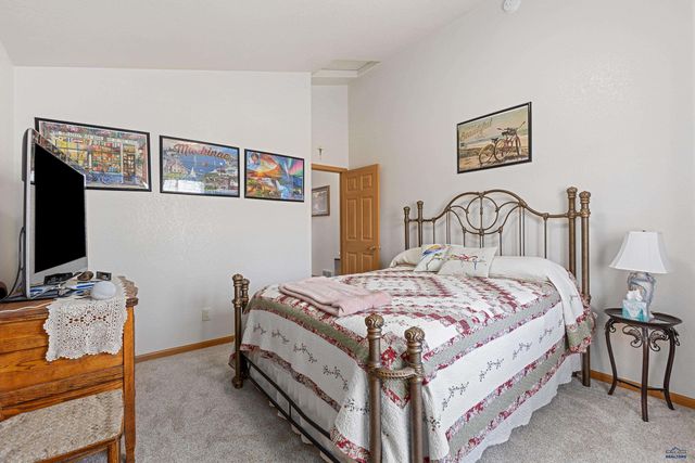 4027 BROOKE ST, Rapid City, SD 57701