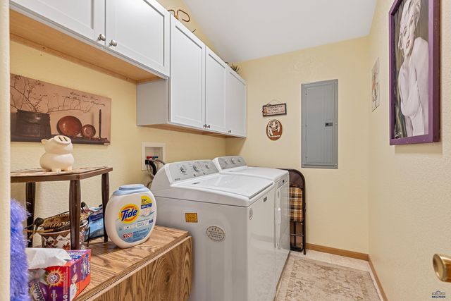 4027 BROOKE ST, Rapid City, SD 57701