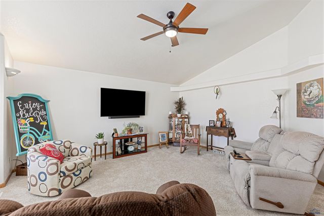 4027 BROOKE ST, Rapid City, SD 57701