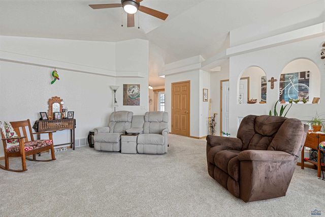 4027 BROOKE ST, Rapid City, SD 57701