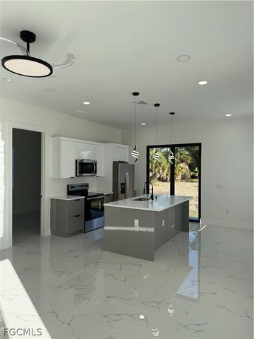 454 Norwood AVE S, Lehigh Acres, FL 33974