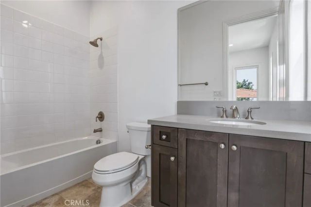 10542 Wood Briar Court, Chatsworth, CA 91311